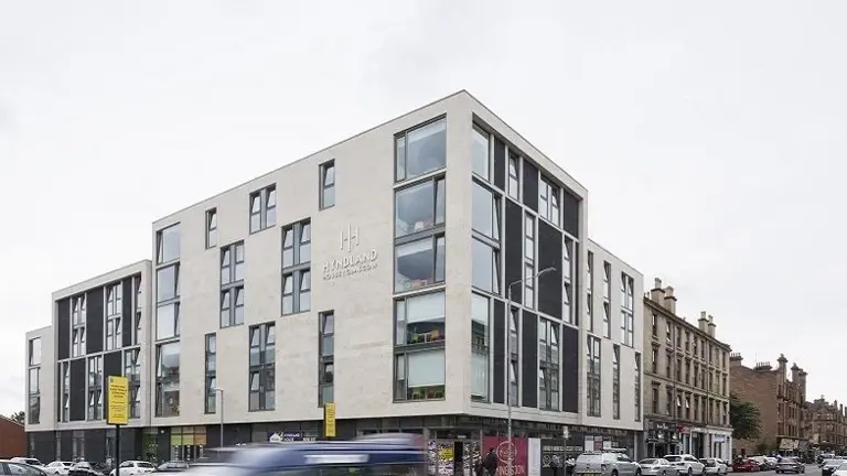 Exterior Thumbnail