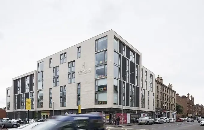 Exterior Thumbnail
